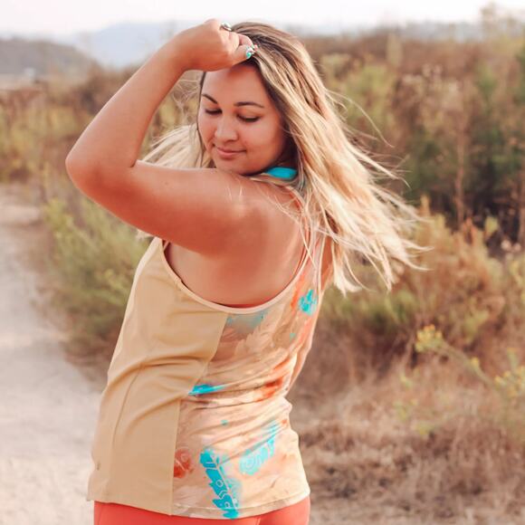 Crowned Athletics Riverbend Princess Flow Tank Top Large Pocahontas Disney - Picture 3 of 8